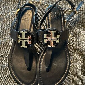 Tori Burch flat sandal